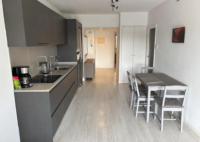 Mallorca, Muy Cerca De La Playa *